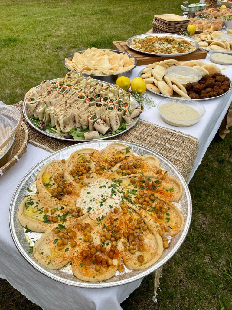 catering for parties, private events, kosher catering, finger food platters, outdoor catering, brunch catering, birthday catering, catering platters, vegetarian catering, dinner catering